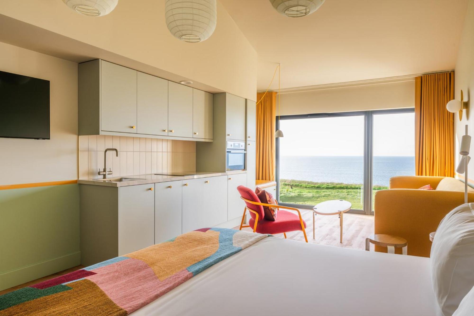 Seaspace Hotel